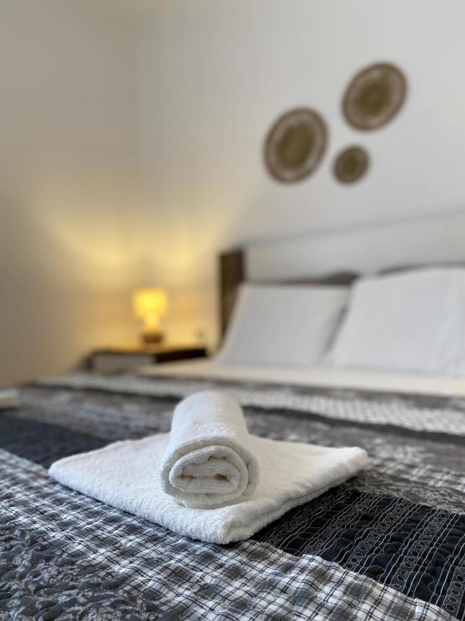 Apartman Francesca พูลา ภายนอก รูปภาพ