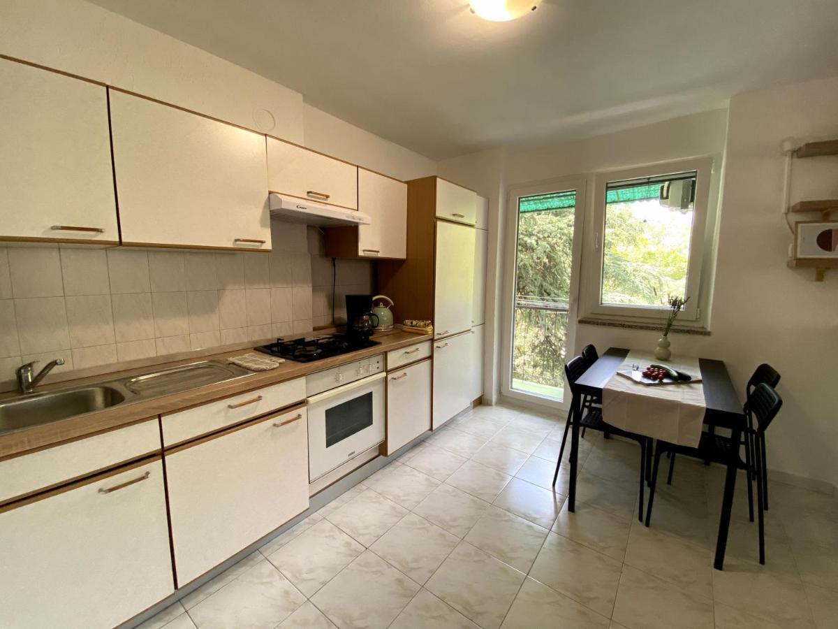 Apartman Francesca พูลา ภายนอก รูปภาพ