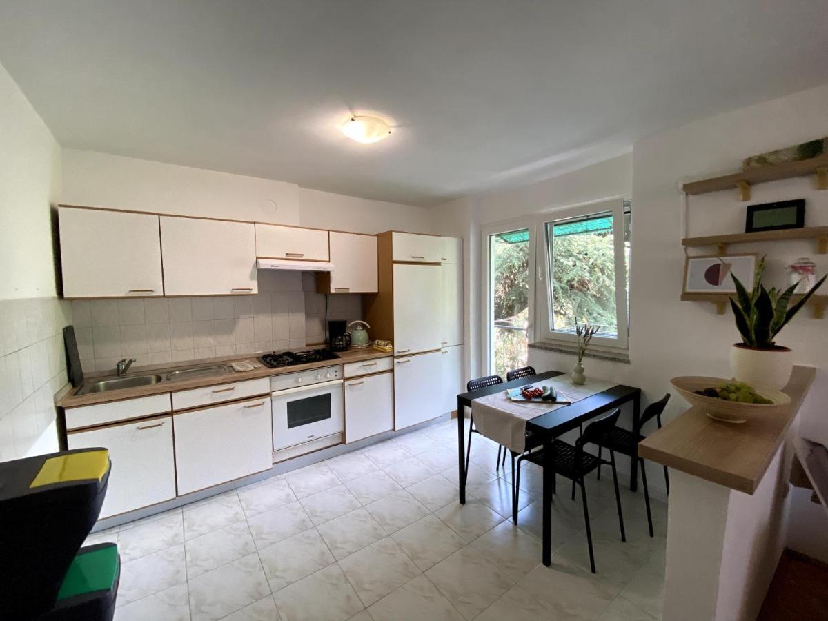 Apartman Francesca พูลา ภายนอก รูปภาพ